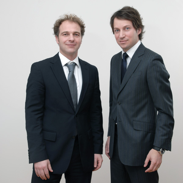 http://www.sarcmophie.ch/files/gimgs/3_boss2.jpg